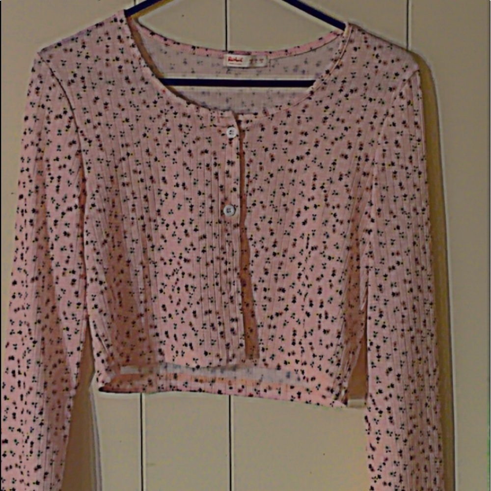 Long Sleeve Floral Crop Top